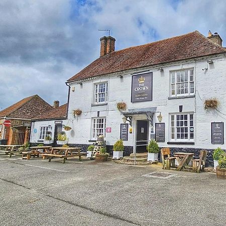 The Crown Aldbourne Hotel Exterior foto